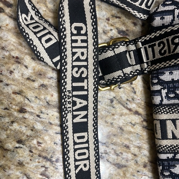 Purse - Picture 4 of 4